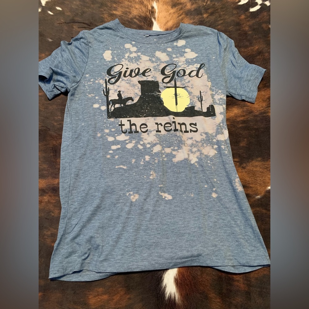 Graphic tshirt